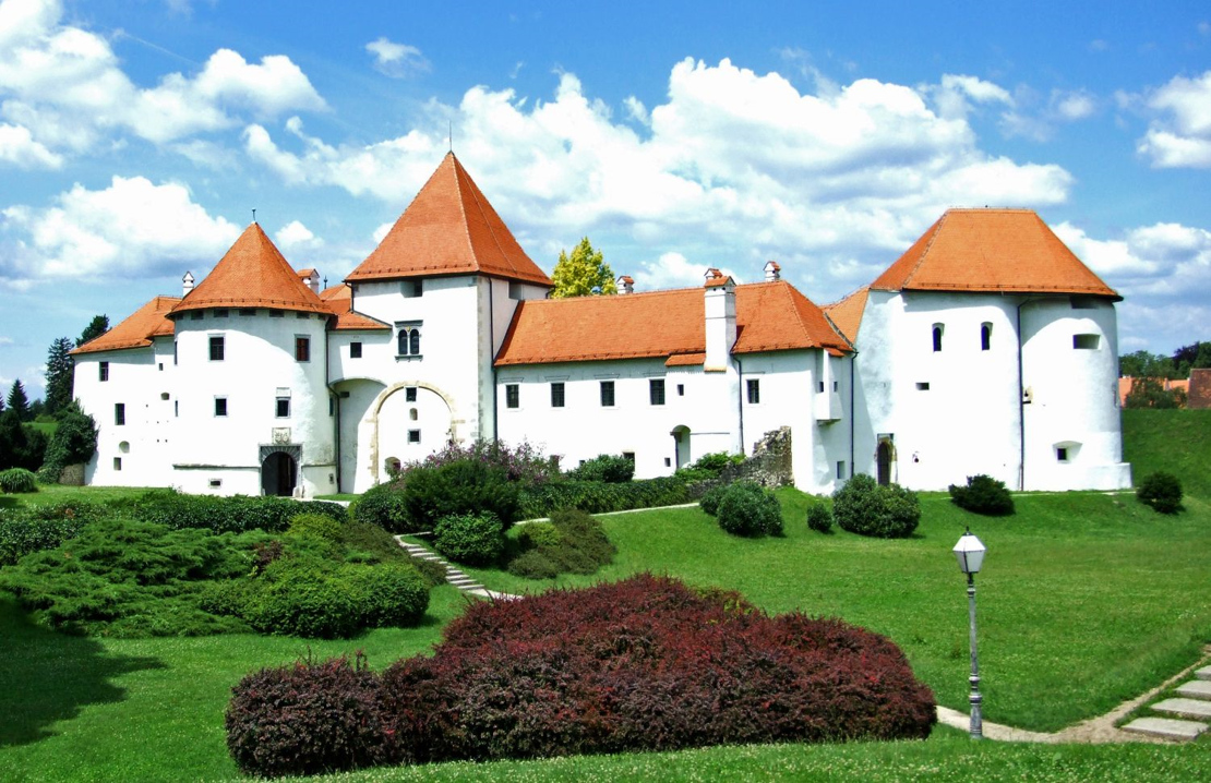 [from Zagreb] Visit Varaždin: 